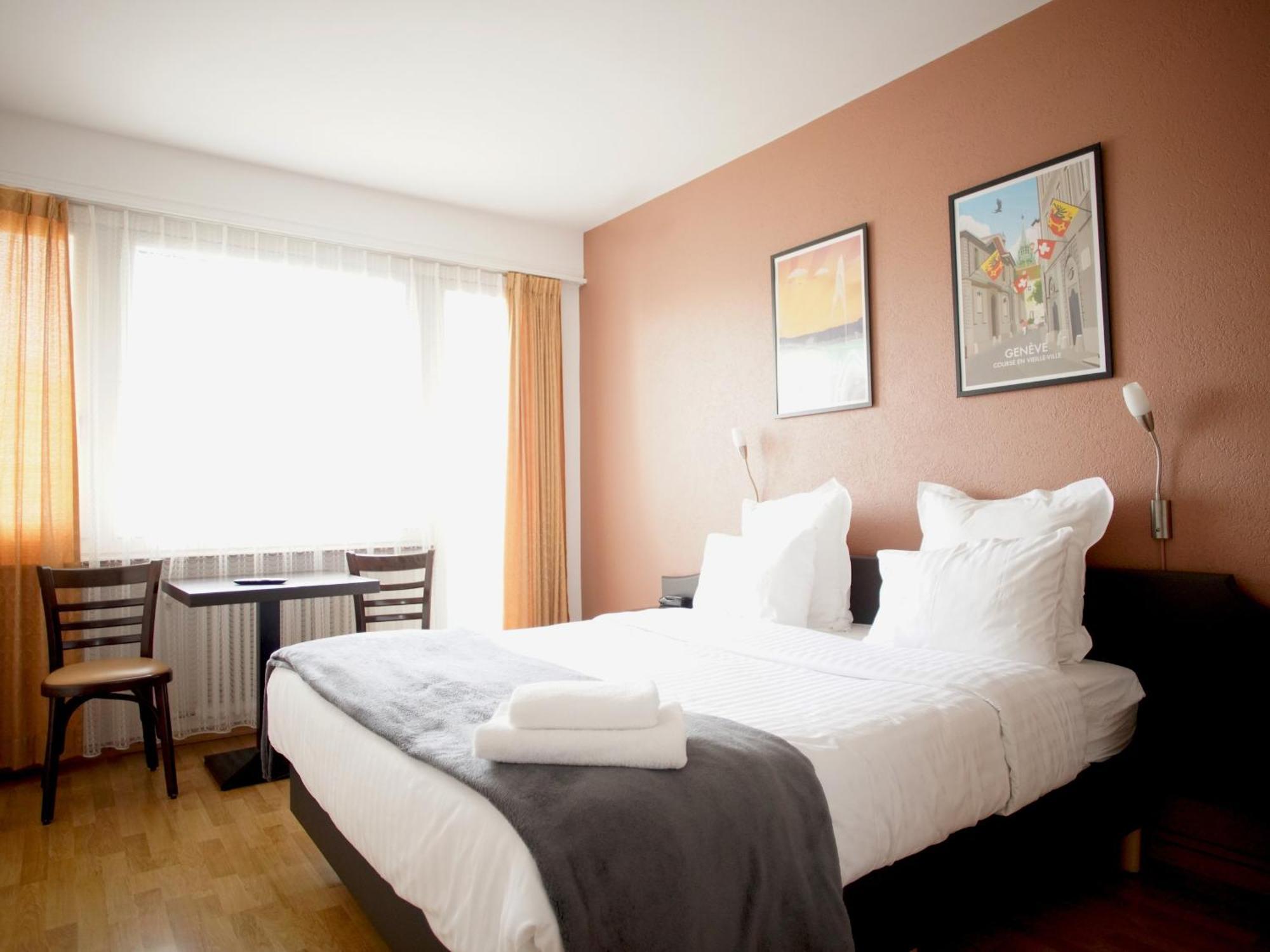 Primadom Aparthotel Ginevra Esterno foto