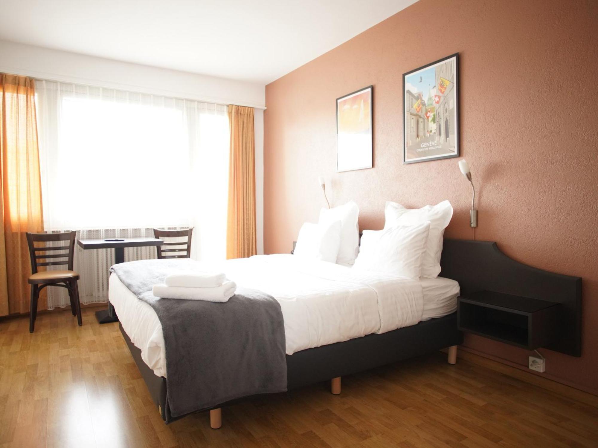 Primadom Aparthotel Ginevra Esterno foto