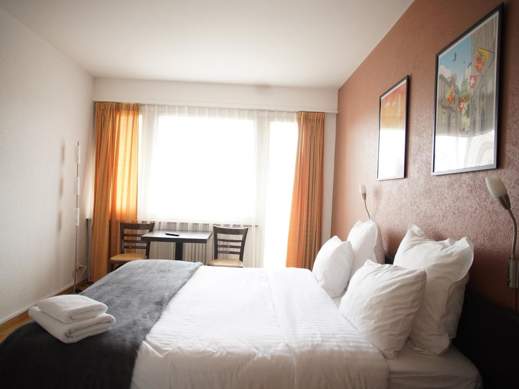 Primadom Aparthotel Ginevra Esterno foto